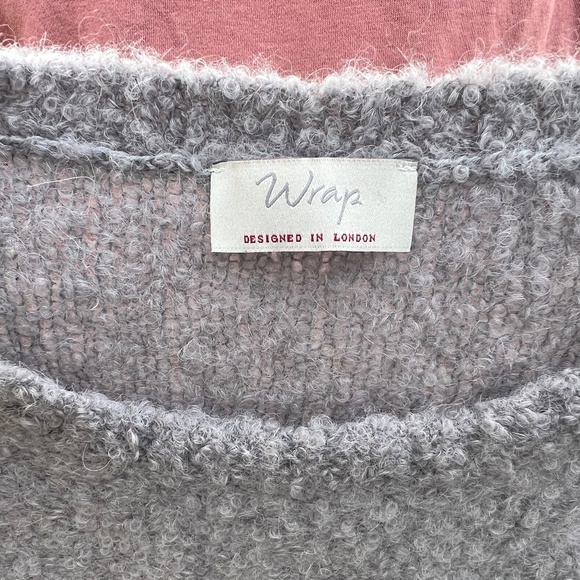 Wrap London NWOT Alpaca ¾ sleeve, jewel neck collar sweater, Gray - Picture 4 of 5